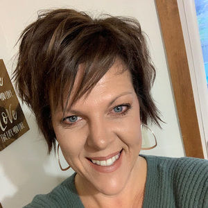 Meet your Posher, Karin